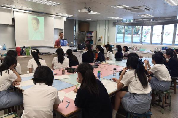 本科邀請藝術家謝文達先生駐校及交流，指導學生不同的創作技巧